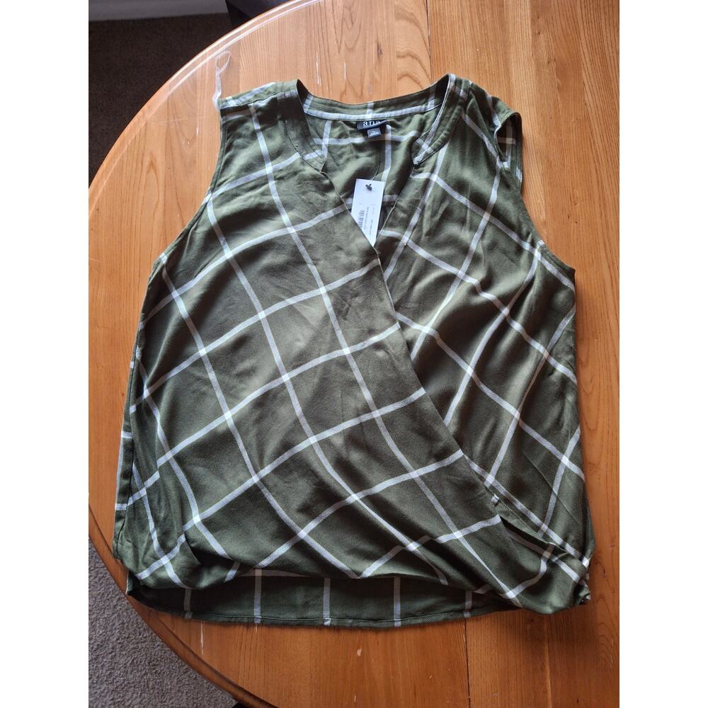 NWT a.n.a A New Approach Women's Olive Green Plaid Wrap Front Sleeveless Top  XL